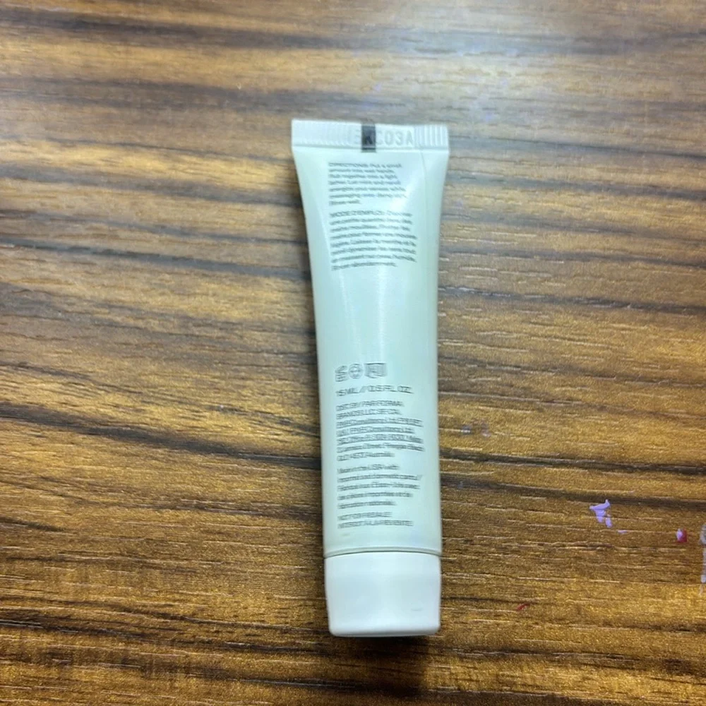Mini bad habit “wake things up” cleanser! - Picture 3 of 4